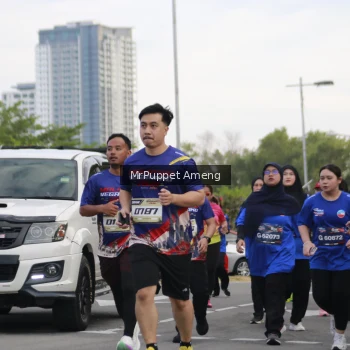 Runner Photo 3901446