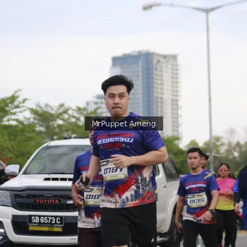 Runner Photo 3901450