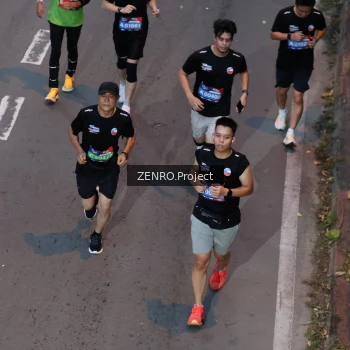 Runner Photo 3901481