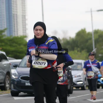 Runner Photo 3901593