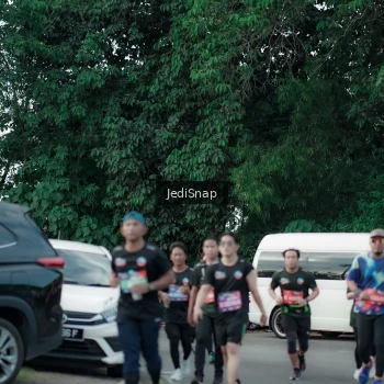 Runner Photo 3901672