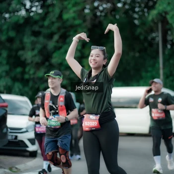 Runner Photo 3901894