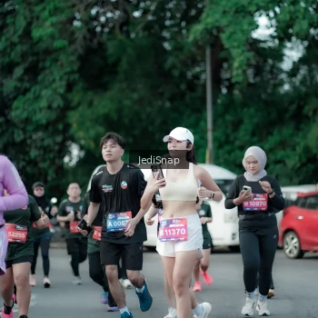 Runner Photo 3902065