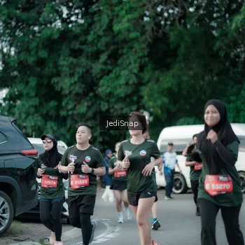 Runner Photo 3902110