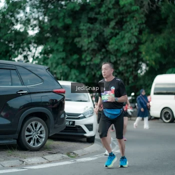 Runner Photo 3902143