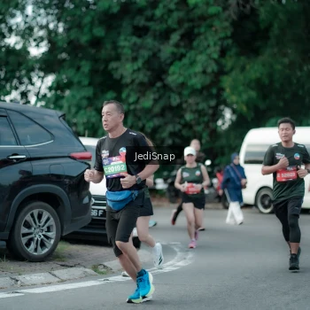 Runner Photo 3902170