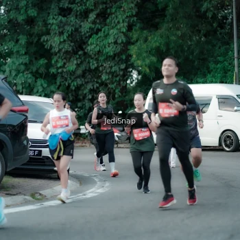 Runner Photo 3902192