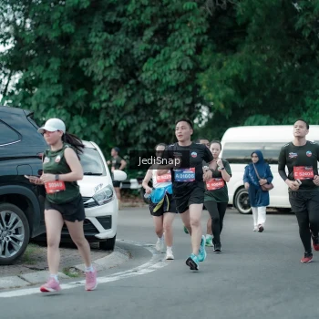 Runner Photo 3902197