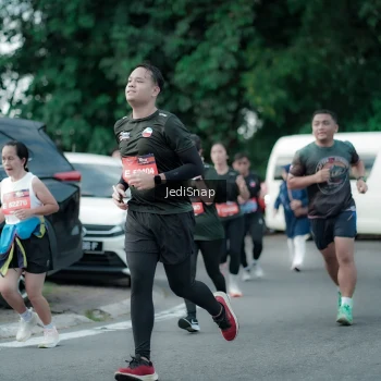 Runner Photo 3902202