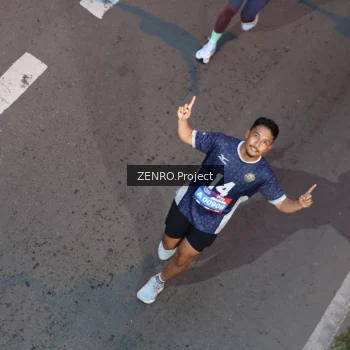 Runner Photo 3902214