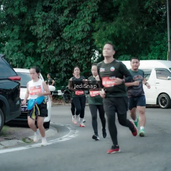 Runner Photo 3902241