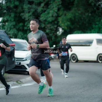 Runner Photo 3902245
