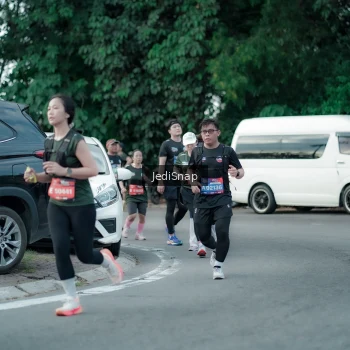Runner Photo 3902267