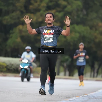 Runner Photo 3902373