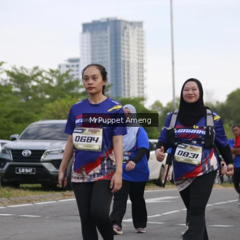 Runner Photo 3902383