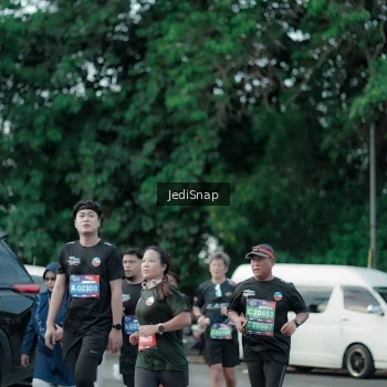 Runner Photo 3902388