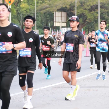 Runner Photo 3902406
