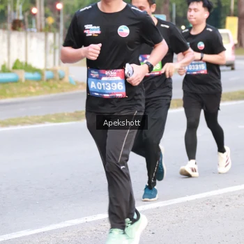 Runner Photo 3902421