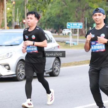 Runner Photo 3902464