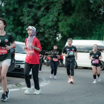 Runner Photo 3902556