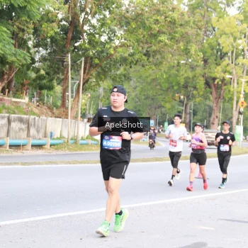 Runner Photo 3902664