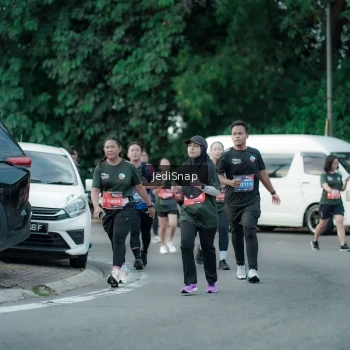 Runner Photo 3902696