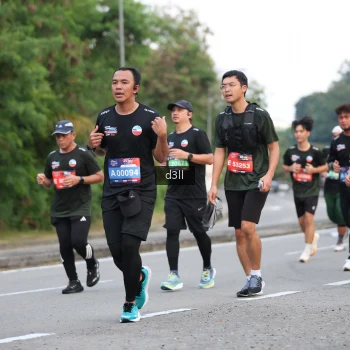 Runner Photo 3902700