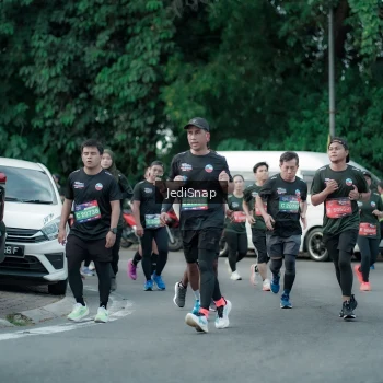 Runner Photo 3902833