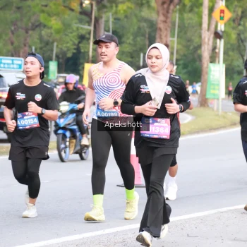 Runner Photo 3902856