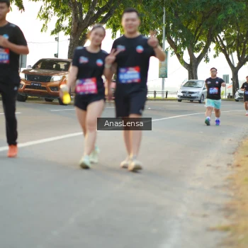 Runner Photo 3902895