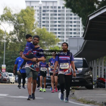 Runner Photo 3902897