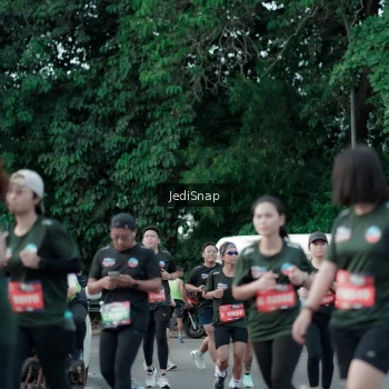 Runner Photo 3902964
