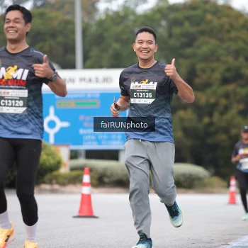 Runner Photo 3902991