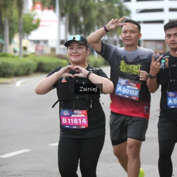 Runner Photo 3903021