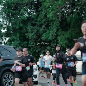 Runner Photo 3903038
