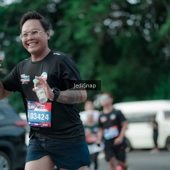Runner Photo 3903056