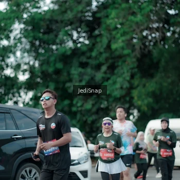 Runner Photo 3903111