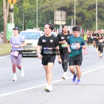 Runner Photo 3903118