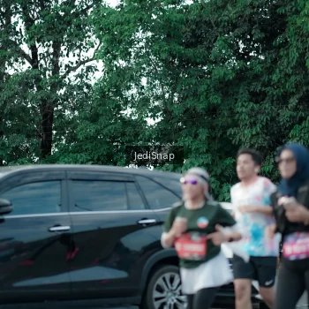 Runner Photo 3903145