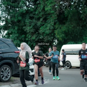Runner Photo 3903190