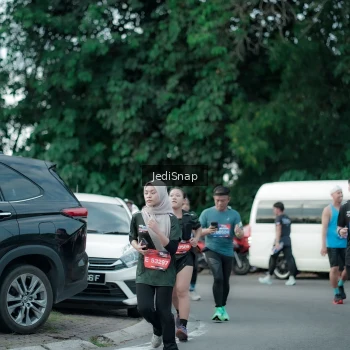 Runner Photo 3903198