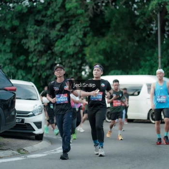 Runner Photo 3903256