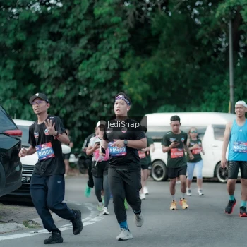 Runner Photo 3903269