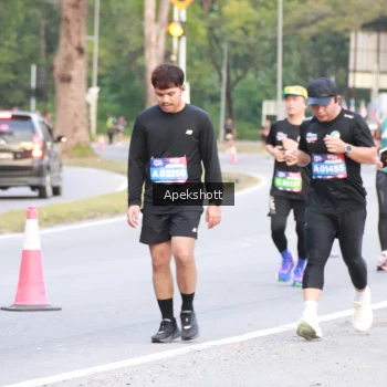 Runner Photo 3903274