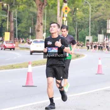 Runner Photo 3903275