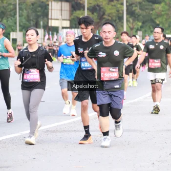 Runner Photo 3903277
