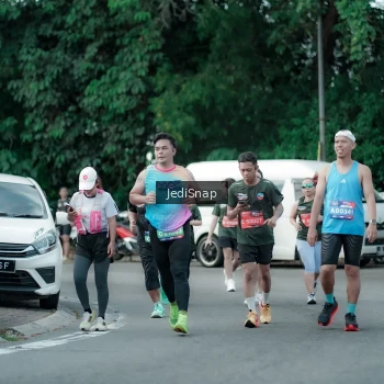 Runner Photo 3903290