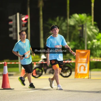 Runner Photo 3903312