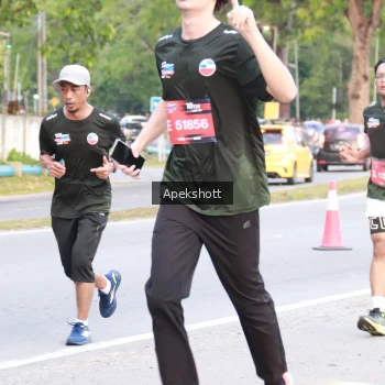 Runner Photo 3903314