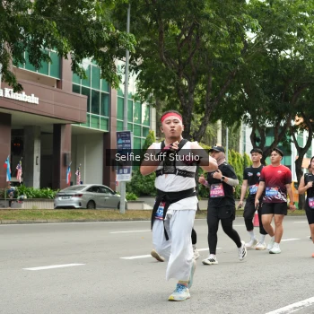 Runner Photo 3903332